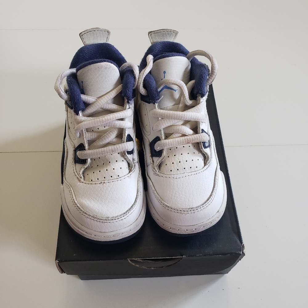 👟 Jordan 4 Retro Kids Sneaker Shoes